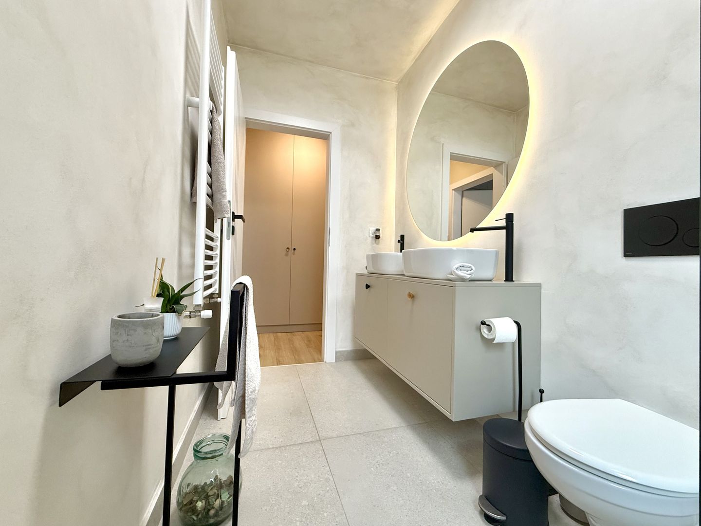 Eleganta și atenție la detalii într-un apartament cu 2 camere, Lipovei - Poză 18