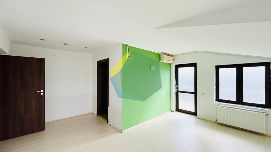 CASĂ CU 6 CAMERE ÎN COPĂCENI | 238 MP UTILI SI CURTE GENEROASĂ - Poză 8