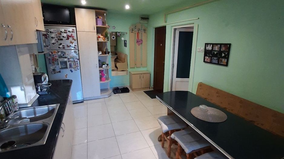 Apartament 2 camere, decomandat, Ampoi 3,  parter - Poză 4