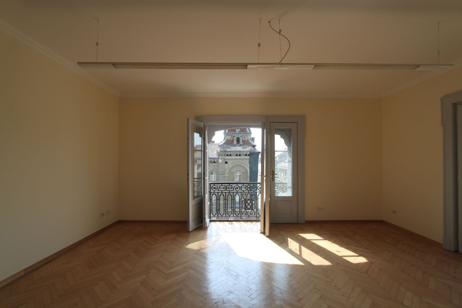 Birou ultracentral : 180 mp - Poză 15