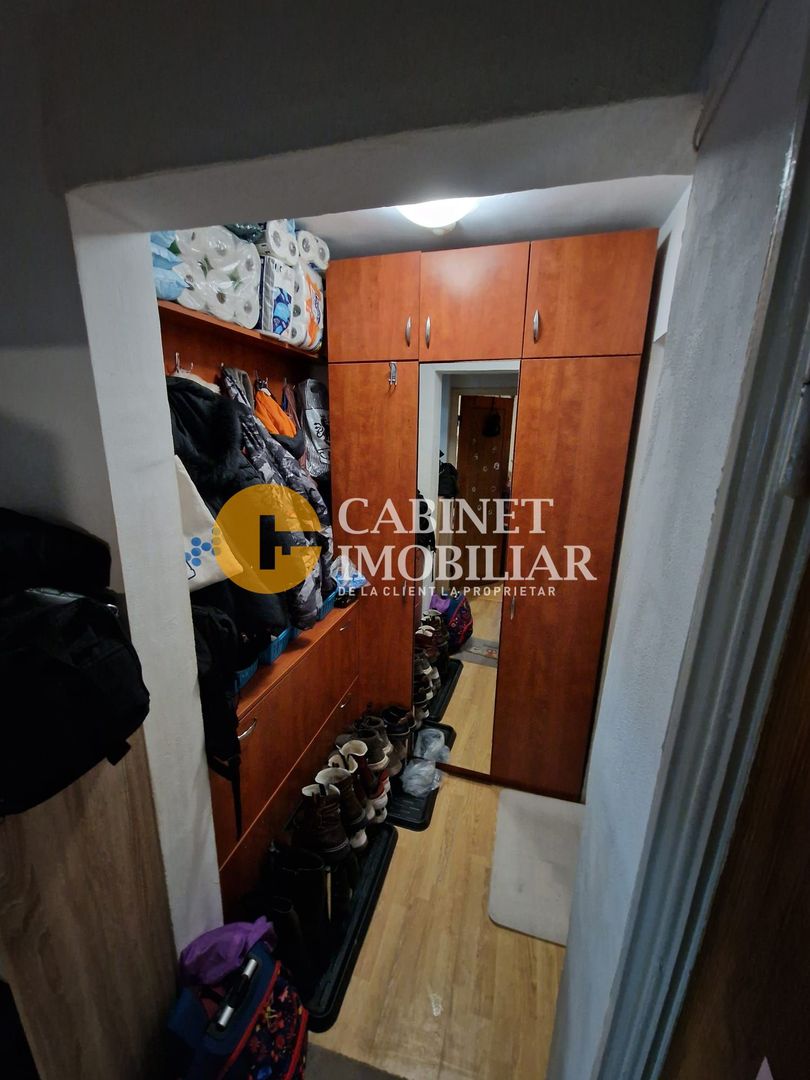 3 Camere Decomandat- Etaj intermediar+ Loc de parcare- Zona Alexandru cel Bun - Poză 6