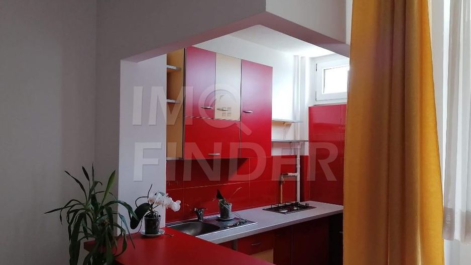 Garsoniera Detunata 6/10 zona Iulius Mall - Poză 1