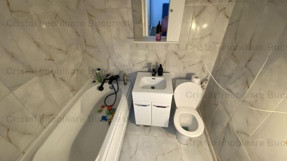 Vanzare Apartament 3 camere, Brancoveanu, Izvorul Rece. - Poză 8