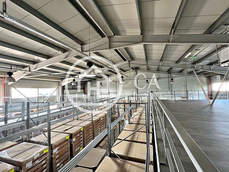 Hală de vânzare în zona industrială Vest, Oradea - Poză 12