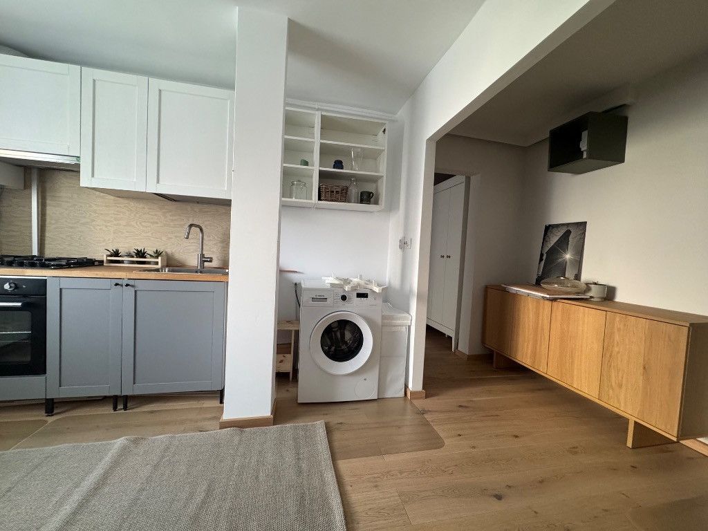 Apartament 2 camere lux, etaj 2/4, centrală proprie, Vitan - Poză 4