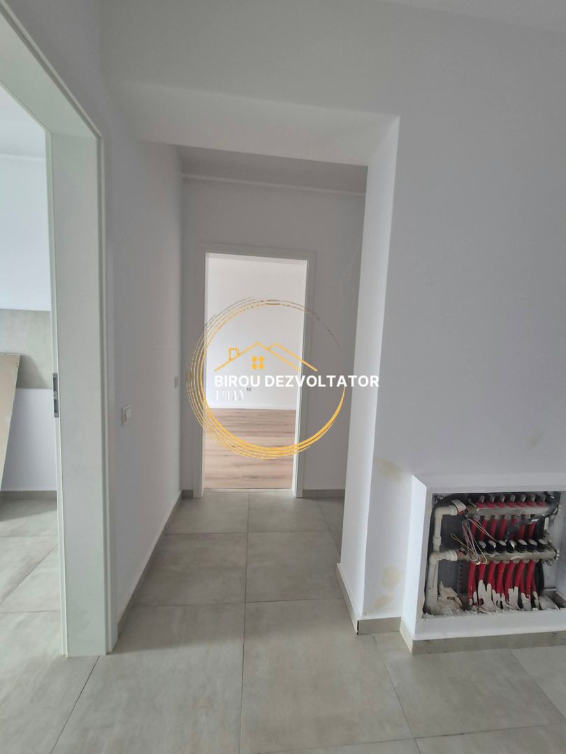 Titan Pallady metrou la 12 minute Ansamblu premium Decomandat 2 bai - Poză 5