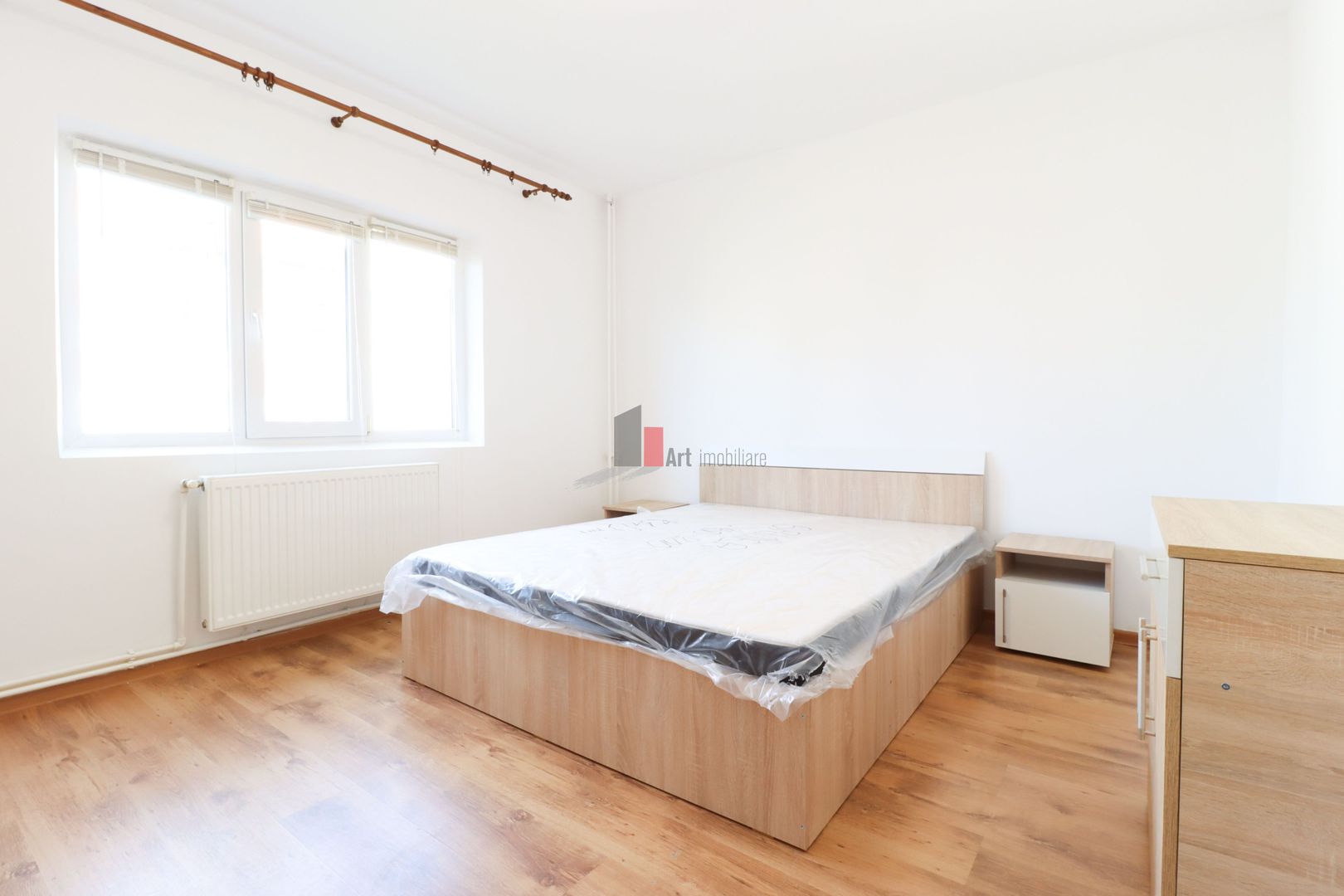 Apartamentul "BRILLANT", bloc nou, mobilat/utilat, CENTRALA PROPRIE - Poză 5