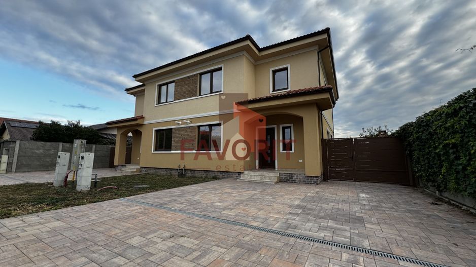 Duplex la Asfalt. Finalizat. Toate utilitatile - Mosnita Noua - Poză 1