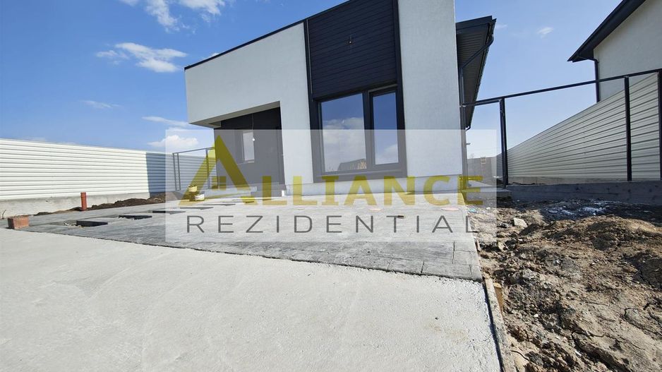 CASA PE PARTER CU 4 CAMERE DE VANZARE - COMUNA BERCENI - Poză 8