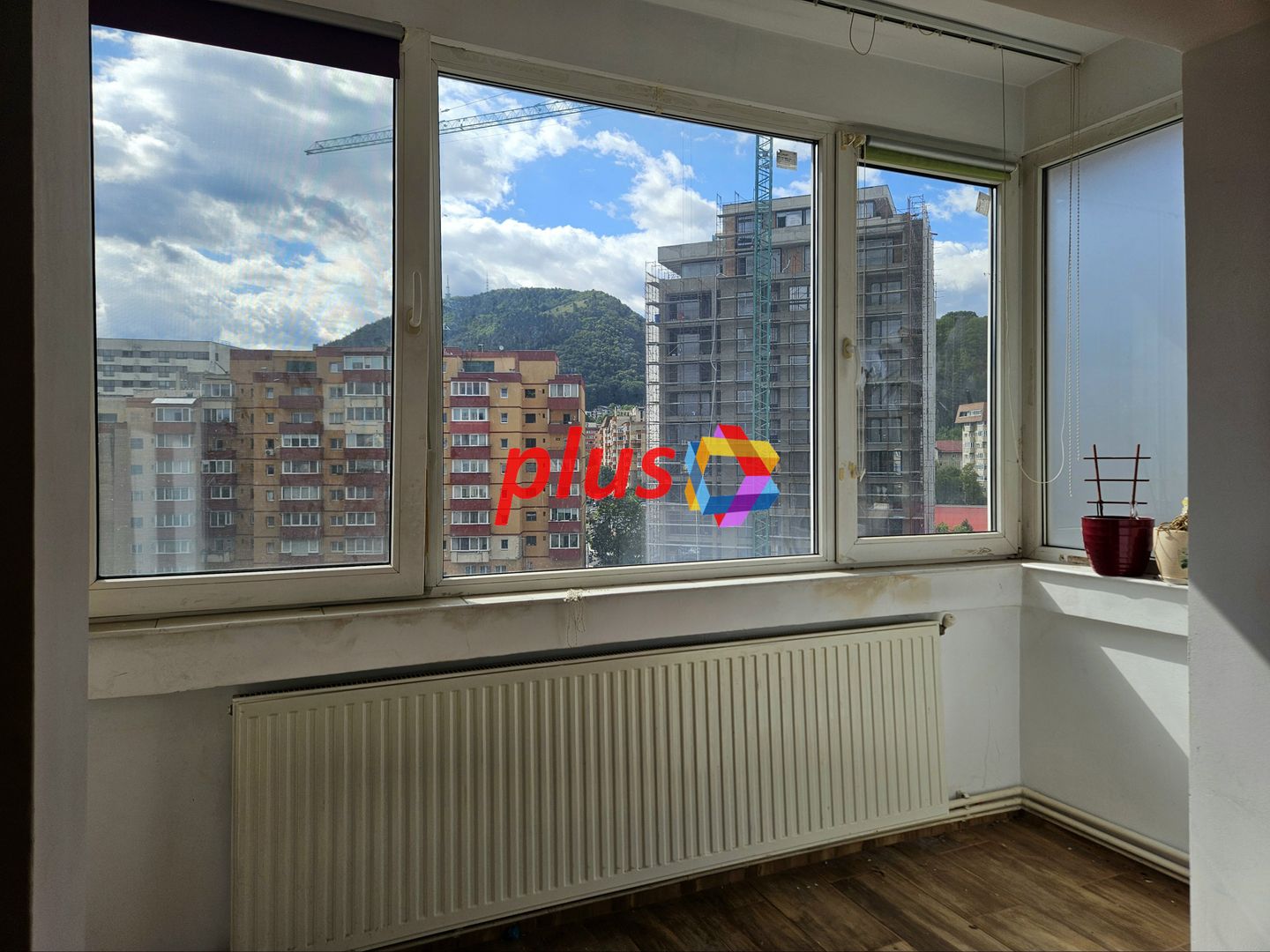 Apartament cu trei camere, structura mare, zona Astra 80 mp - Poză 4