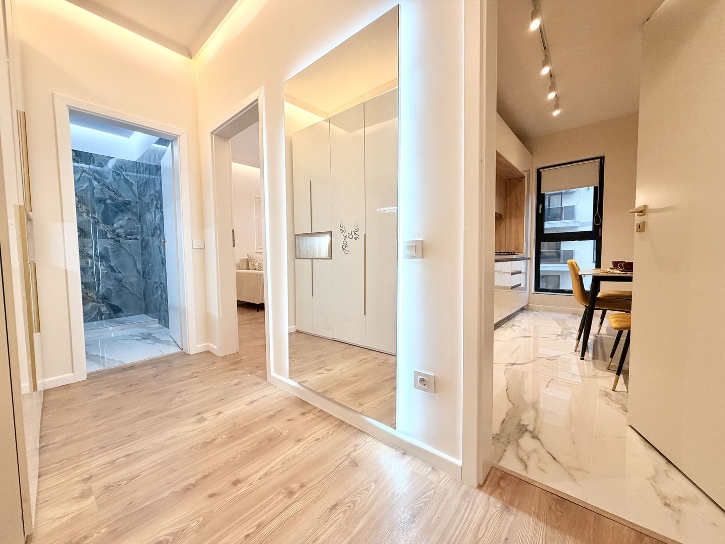 Garsonieră mobilată PREMIUM Exigent Plaza Residence Faza 5 Lujerului Politehnica - Poză 6