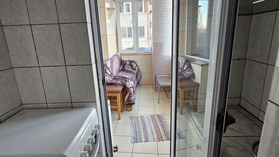 Apartament 3 camere, etaj 2, Zona Auchan Gavana - Poză 10