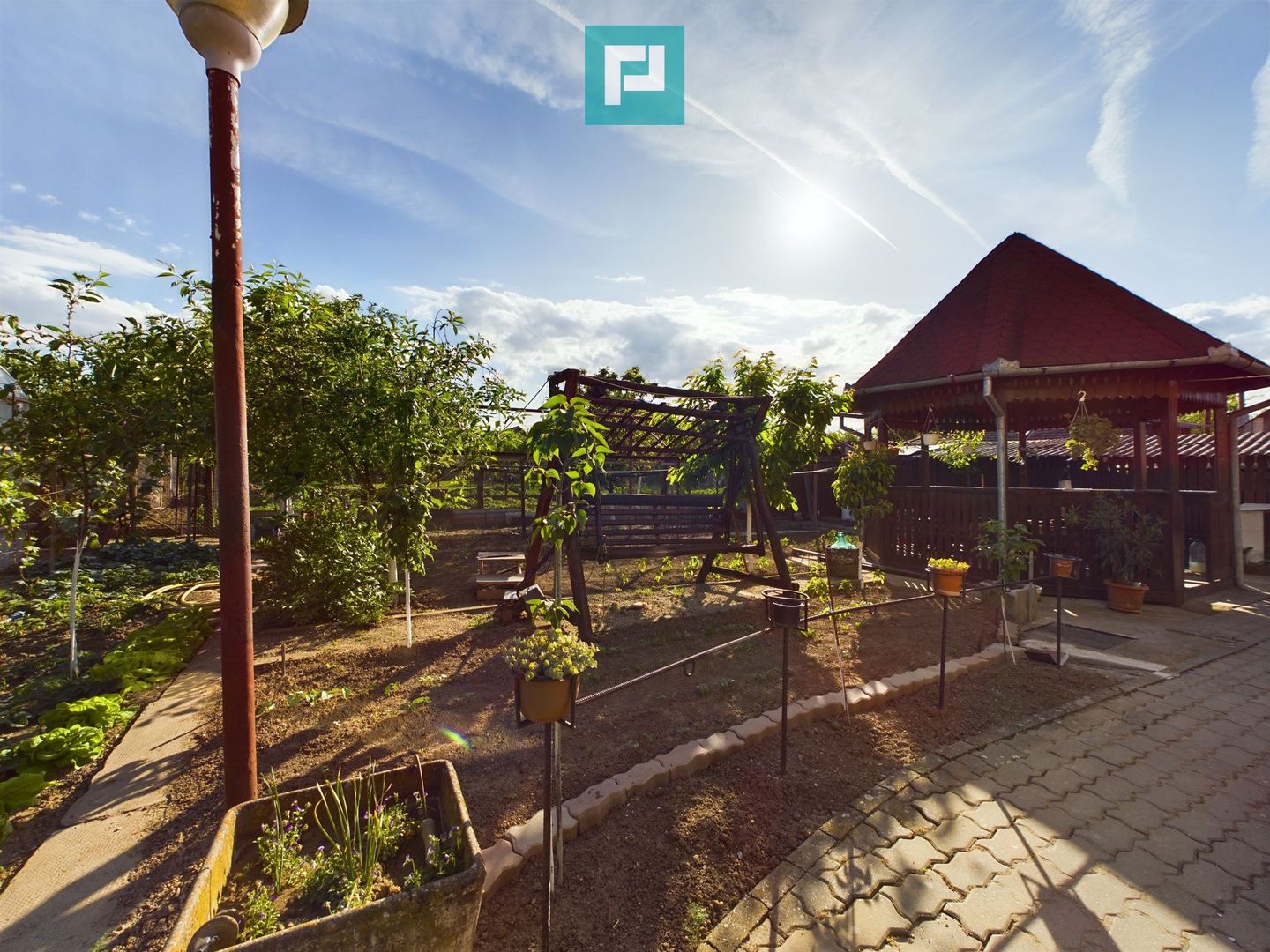 Casă clasică în Chișineu-Criș - Poză 23