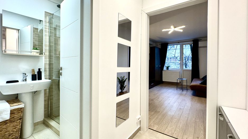 2 camere central vis-a-vis de Posta Mare - Poză 18