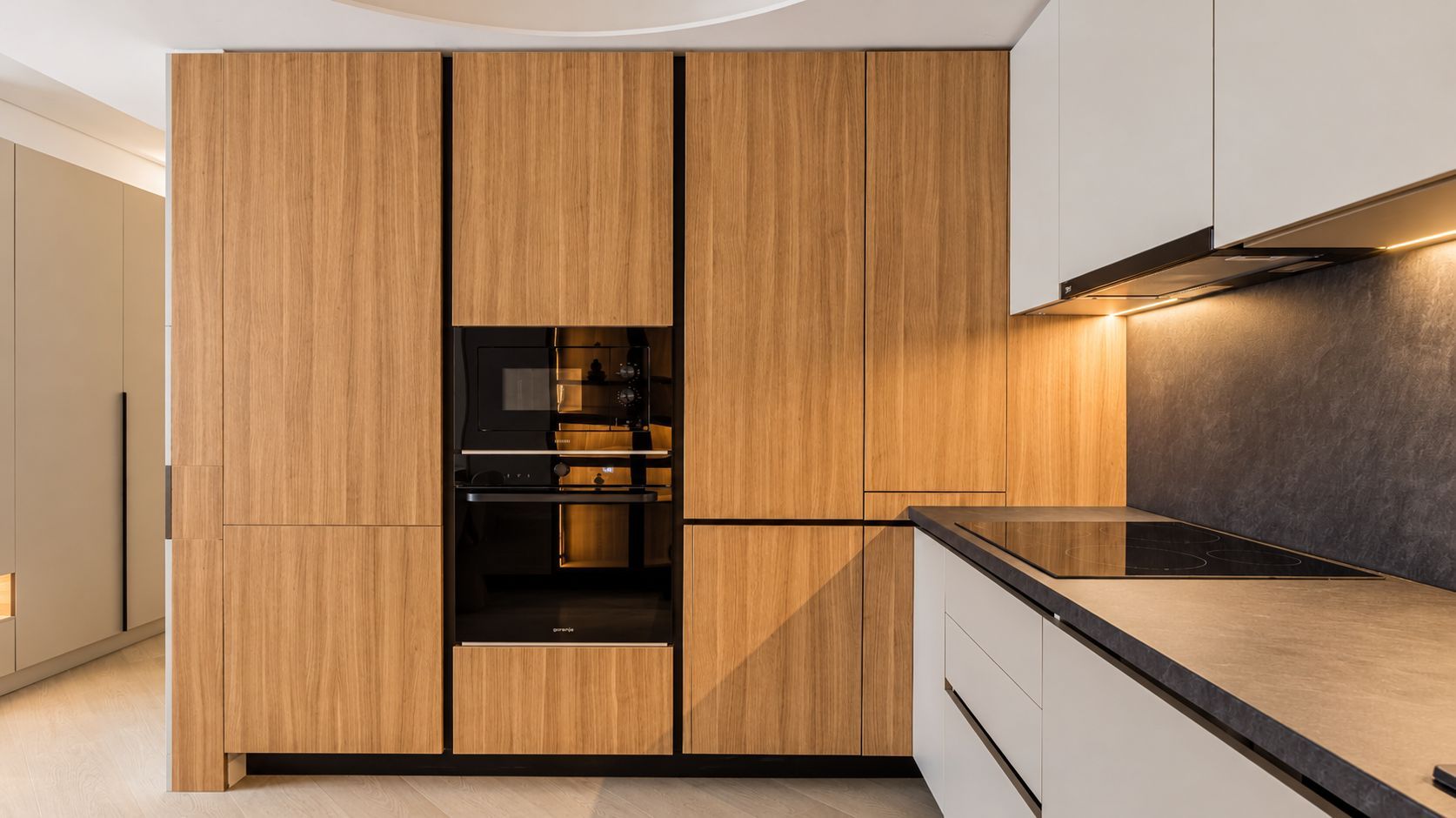For Rent | Luxury 3-Room Apartment | 67sqm | Cortina North - Poză 4