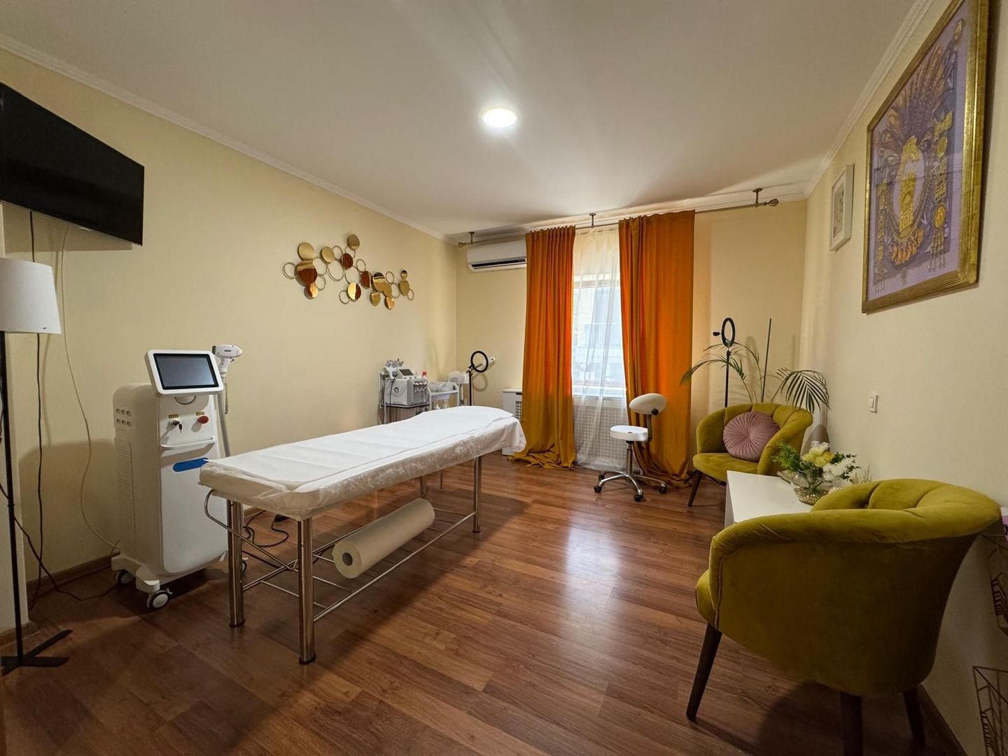 Apartament spatios etaj 1 I pretabil locuinta sau activitate profesion - Poză 9