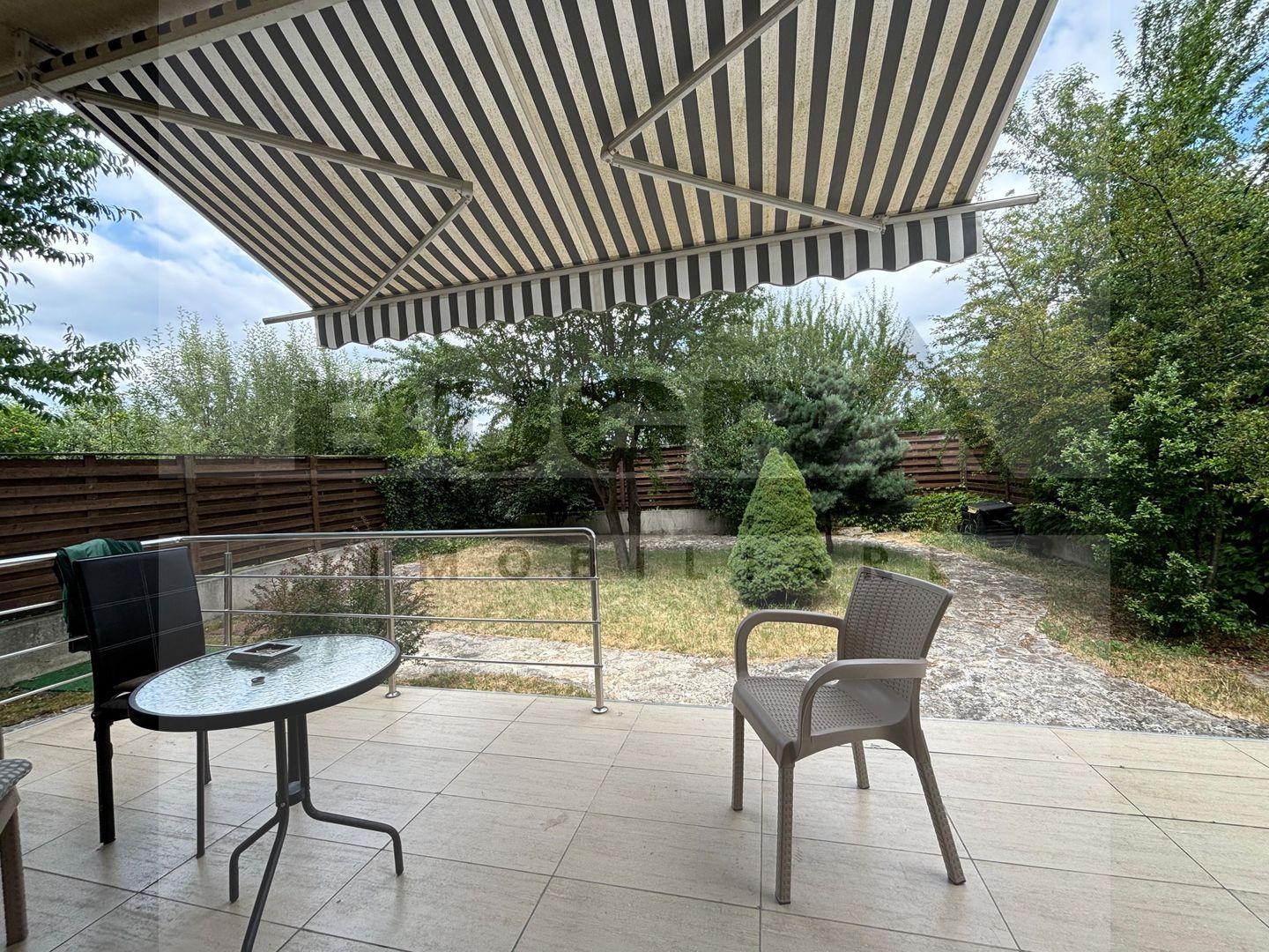 Casa moderna, 155 mp utili, ideala pentru o familie - Poză 17