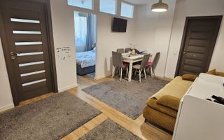 Apartament cu 3 camere, balcon și 2 lifturi, zona Corneliu Coposu. - Poză 2