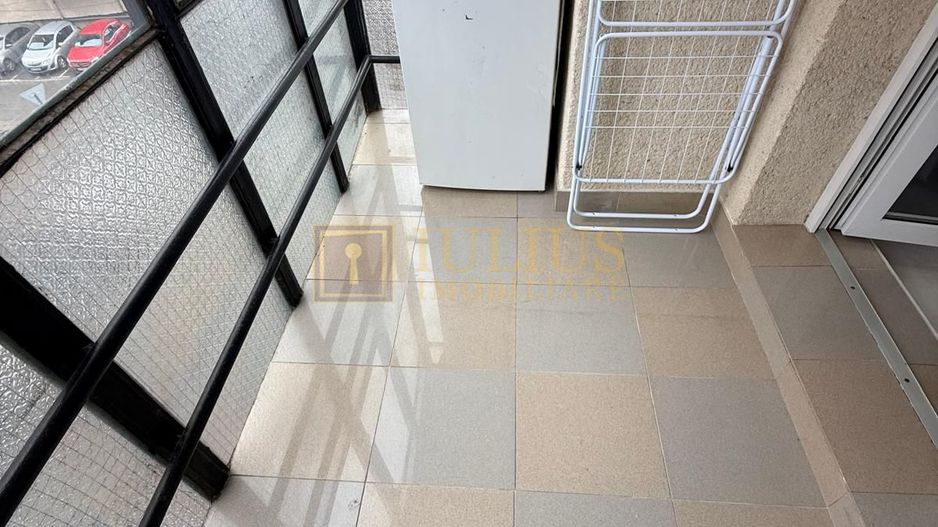 Medicina, 2 camere, 2 bai, centrala proprie, apartament spatios-105 mp - Poză 15