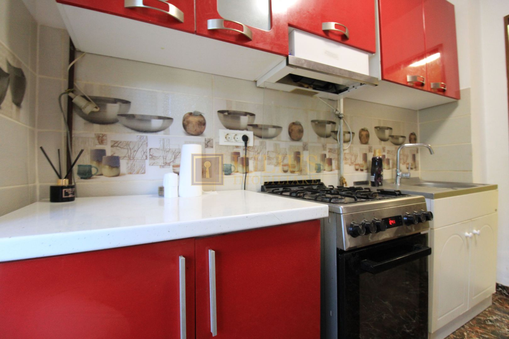 3 camere, centrala proprie - Poză 12