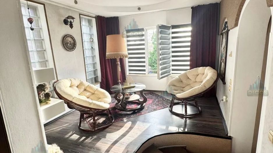 Casă de vânzare pe strada Tudor Vladimirescu - Poză 4