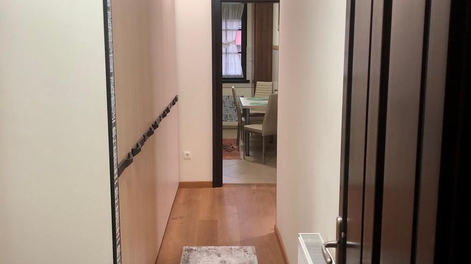 Apartament cu 2 camere si loc de parcare - Poză 9