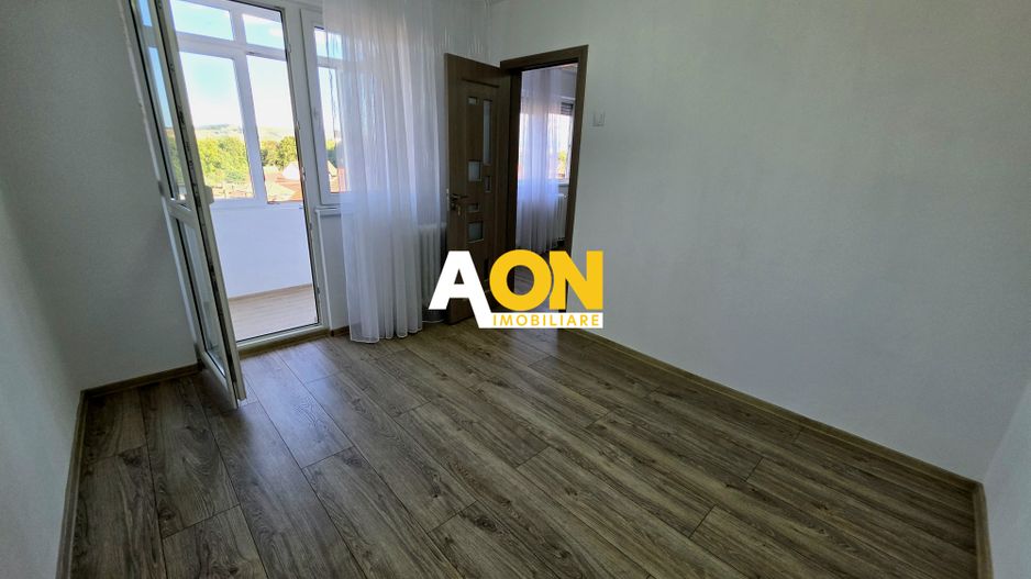 Apartament 2 Camere, Complet Renovat - Poză 4