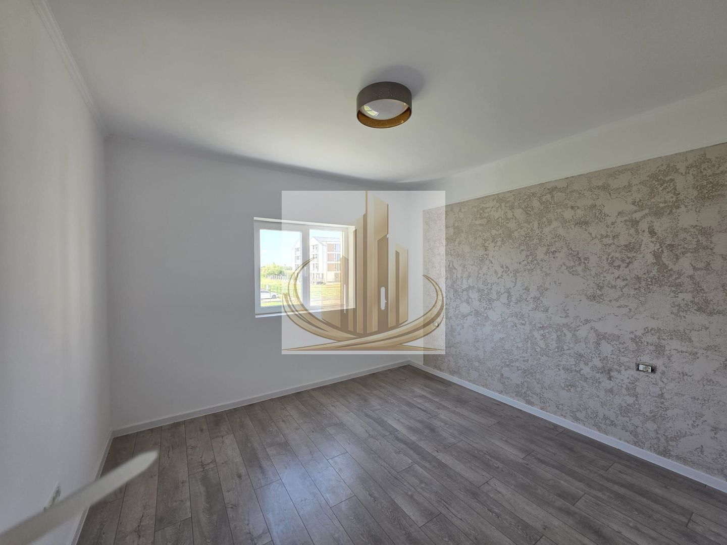 Apartament 3 camere, etaj 1, bloc nou, Zona Mehala - Poză 4