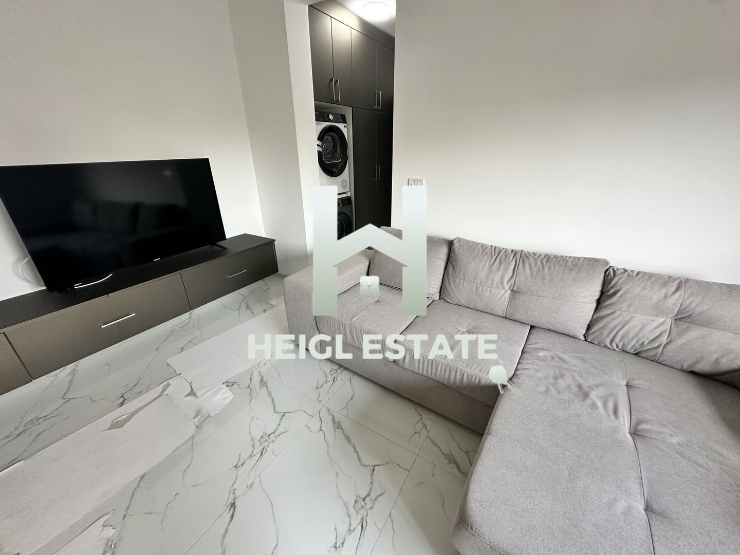Apartament cu 2 camere  si curte privata in zona Braytim - Poză 2