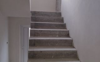 Casa 6 camere 221 mp-teren 1120 mp-terasa/balcon/garaj-Unirea - Poză 5
