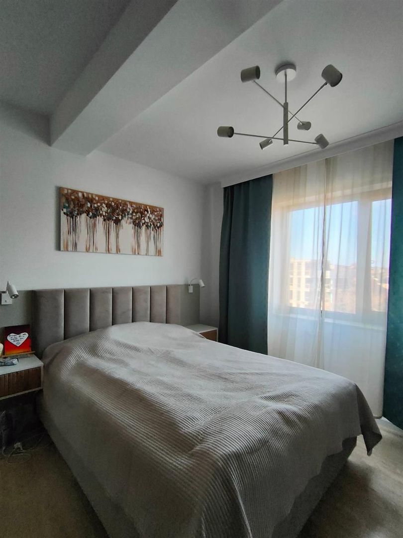 Apartament  3 camere in bloc nou cu parcare privata in zona centrala - Poză 4