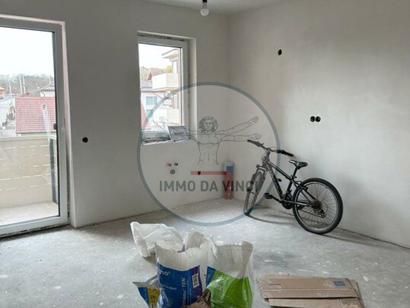 Apartament spatios 3 camere 92mp Bloc Nou si Parcare - Poză 4