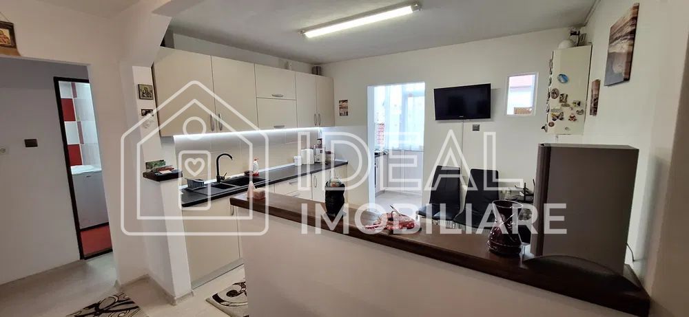 Apartament decomandat, complet renovat – Zona Rahovei - Poză 7