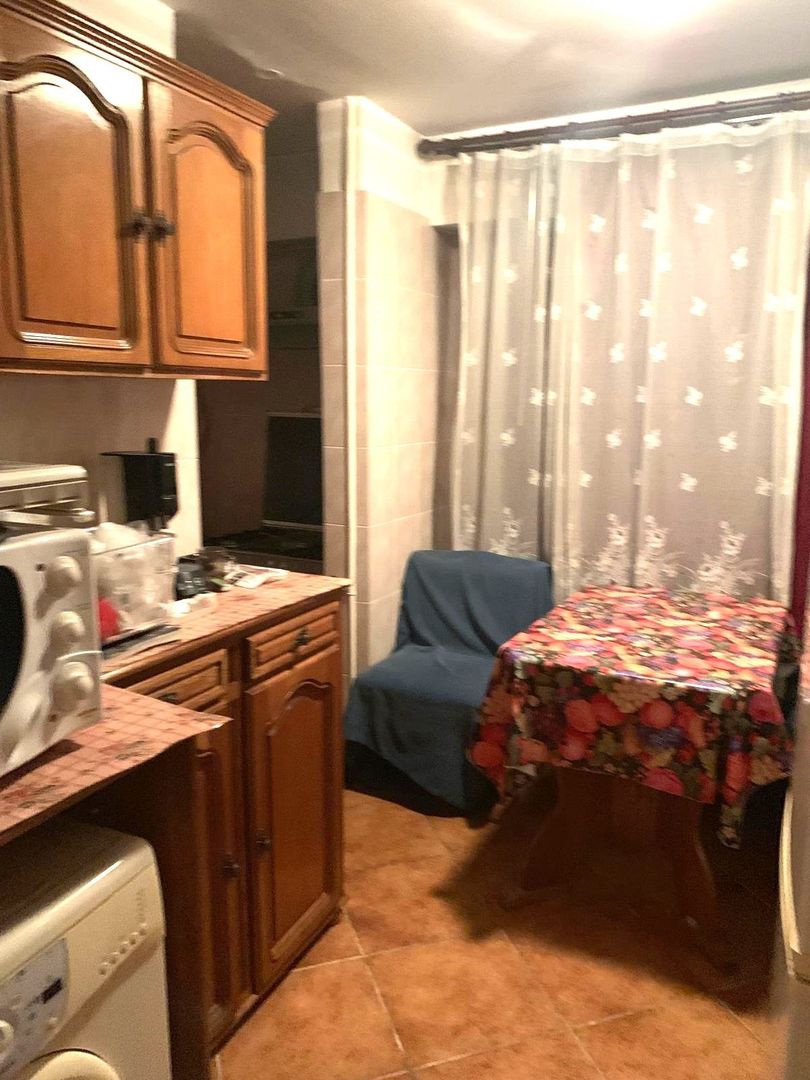 Vanzare 3 Camere Langa Camera de Comert, 8 min Metrou Unirii - Ideal Investitie - Poză 4