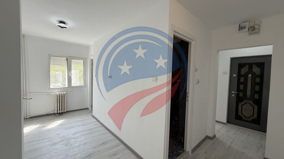 Apartament 2 camere decomandat Rovine Carrefour – bloc anvelopat, etaj 3/4 - Poză 4