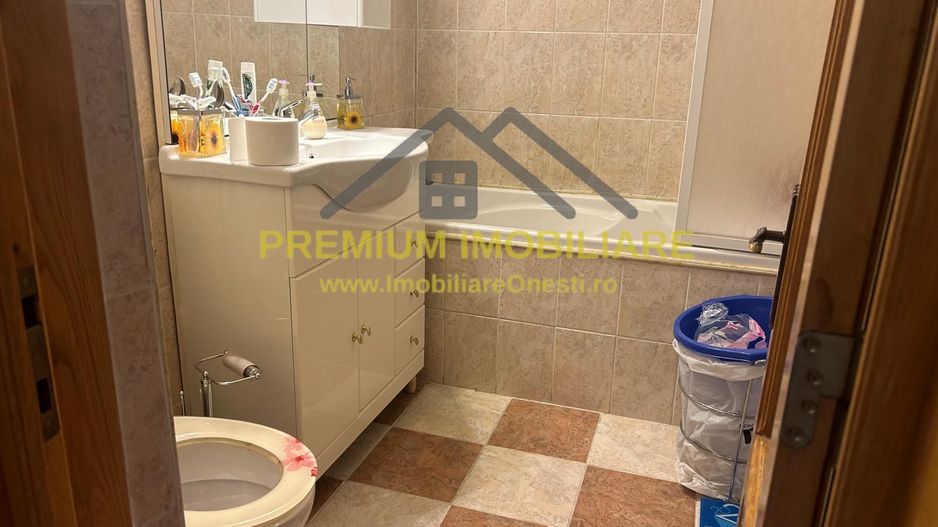 Apartament cu 3 camere zona mal - Poză 9