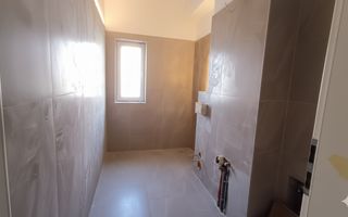 Apartament cu trei camere si gradina proprie - Poză 5