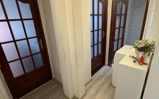 Calea Buziasului | 2 Camere | Etaj intermediar | Mobilat si utilat - Poză 1