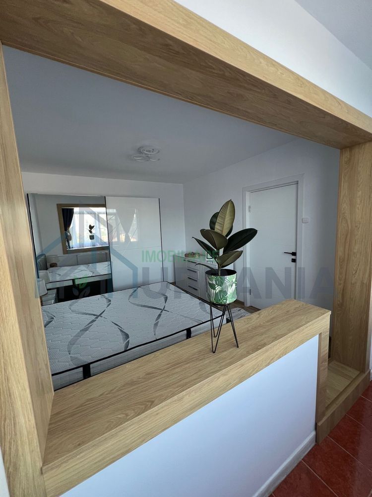 Apartament 2 camere de închiriat, central, # - Poză 2