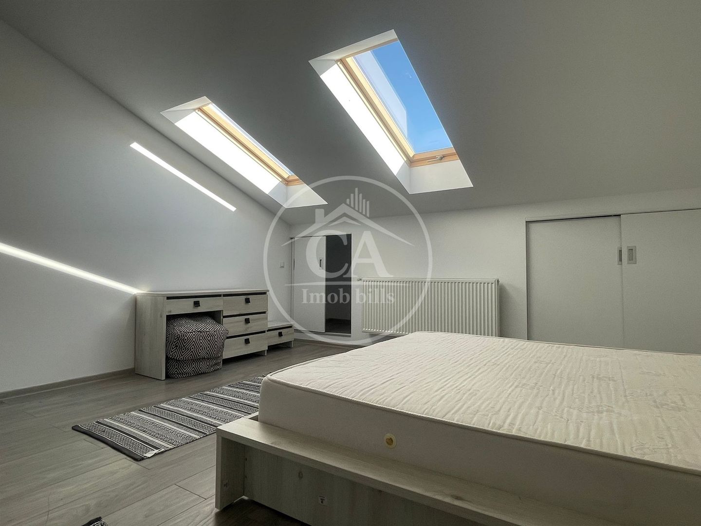 Casă de închiriat cu 2 camere în zona Centrală,Oradea - Poză 6