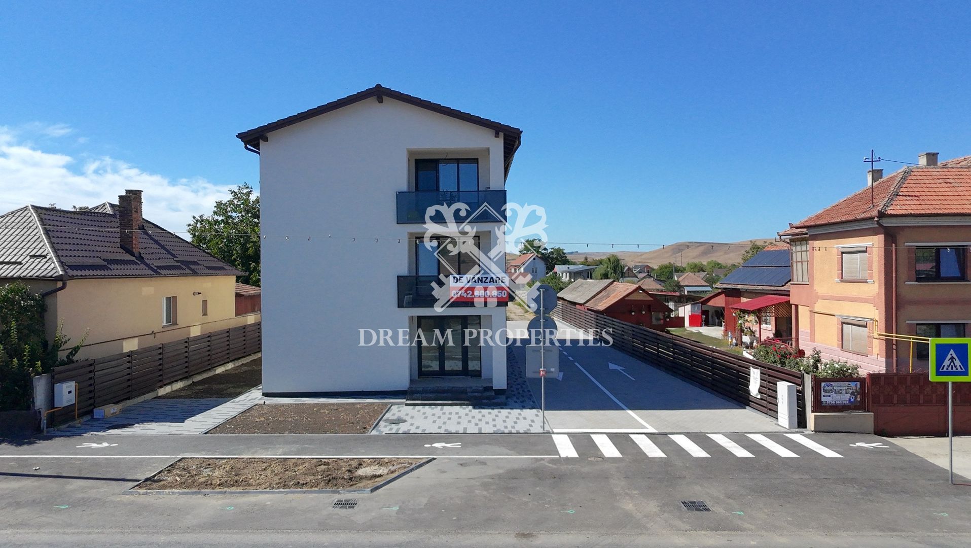 Comision 0%! Apartament 2 camere, balcon, parcare, centru Apahida - Poză 1