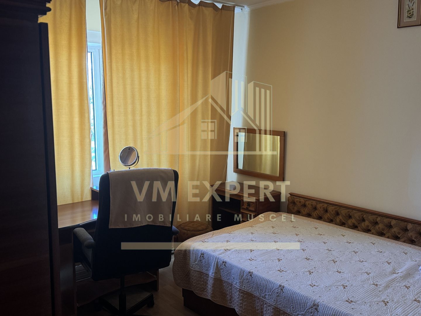 APARTAMENT 3 CAMERE ETAJ 4 GRUI CAMPULUNG - Poză 33