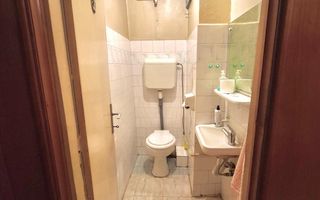 Central, 4 camere, 2 bai, 2baloane, centrala proprie - Poză 3