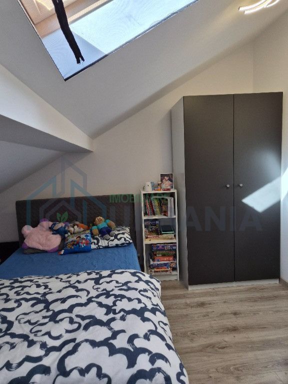 Apartament cu 4 camere de vânzare în Valea Lupului - Poză 6