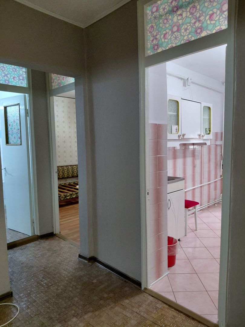 Apartament 3 camere decomandat 68 mp Galati zona IREG - Poză 13