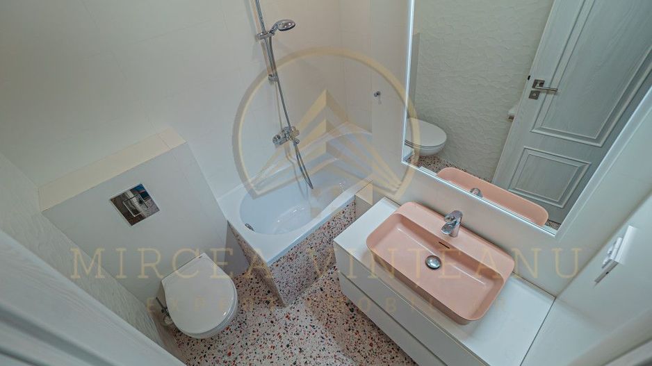 Delfinariu/B-dul. Mamaia - Apartament cu 3 camere într-un bloc finalizat în 2009 - Poză 15