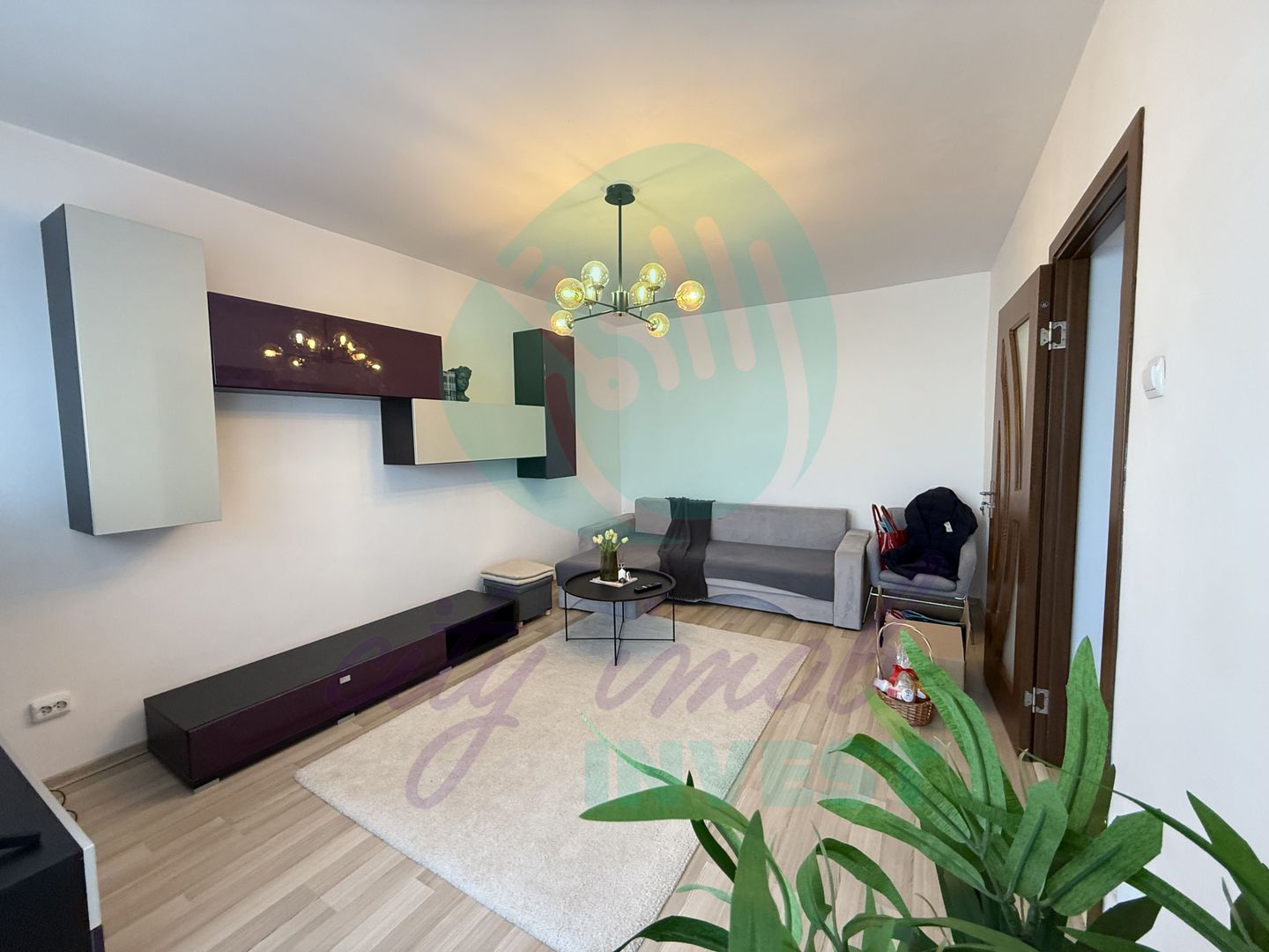 2 camere la 5 minute de METROU - Poză 1