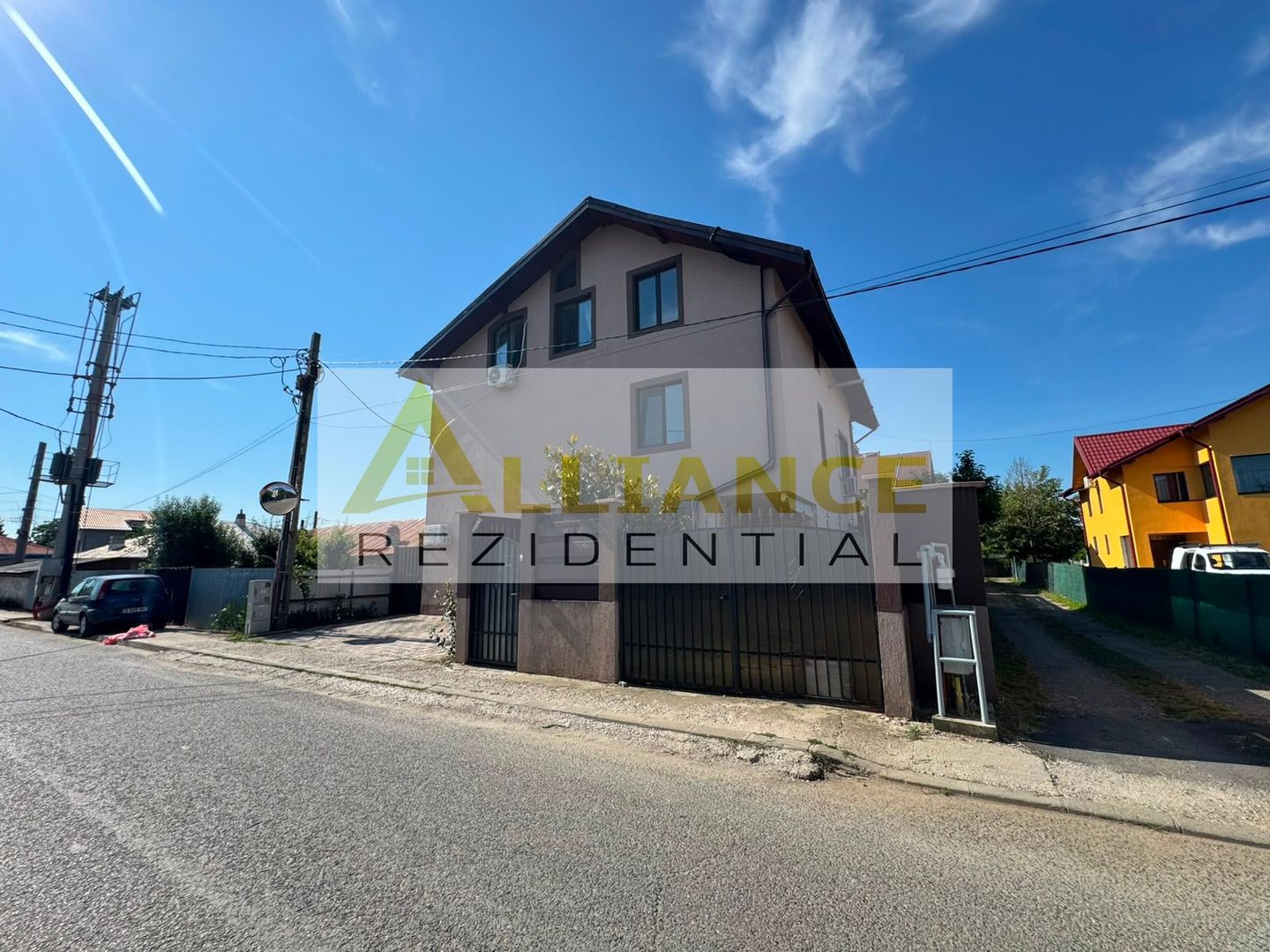 Vila individuala 7 camere - 3 bai { Strada Orizontului } - Poză 2