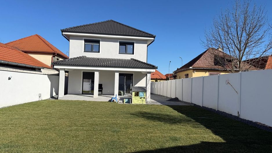 Casă individuală premium de vânzare în Șelimbăr – 650 mp teren - Poză 4