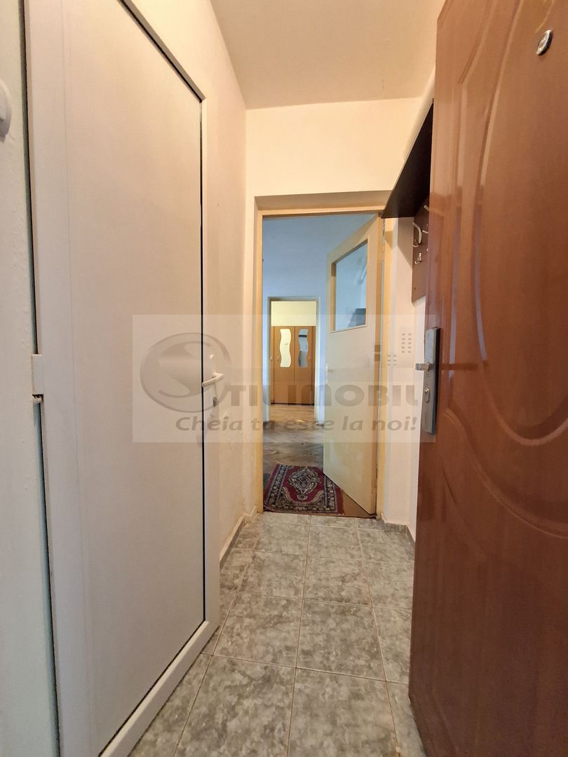Liber, apartament 2 camere Podu Ros Cantemir, bloc fara risc - Poză 4